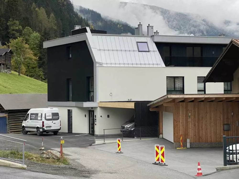 Verschiedene Referenzen von Tollinger GmbH