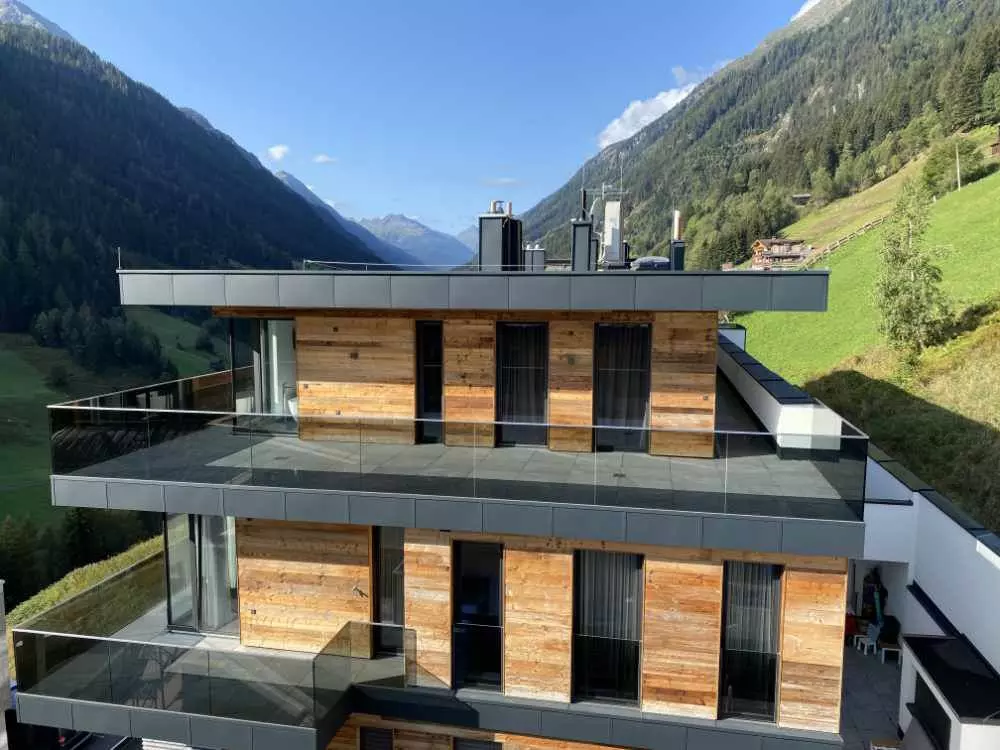 Verschiedene Referenzen von Tollinger GmbH