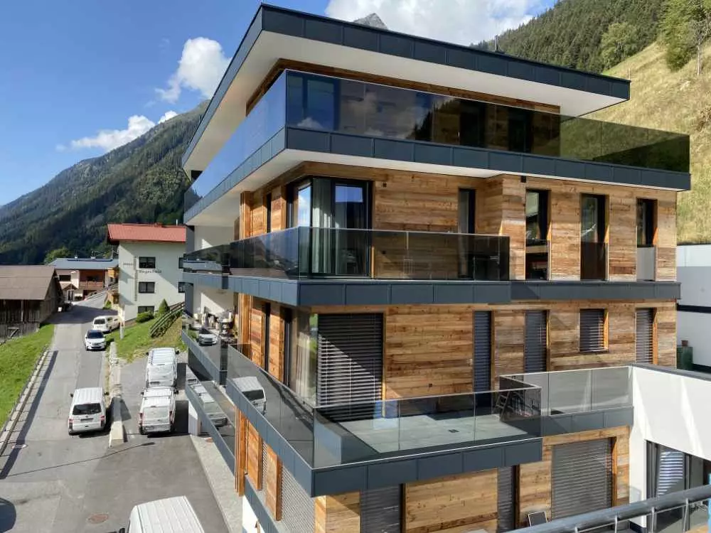Verschiedene Referenzen von Tollinger GmbH